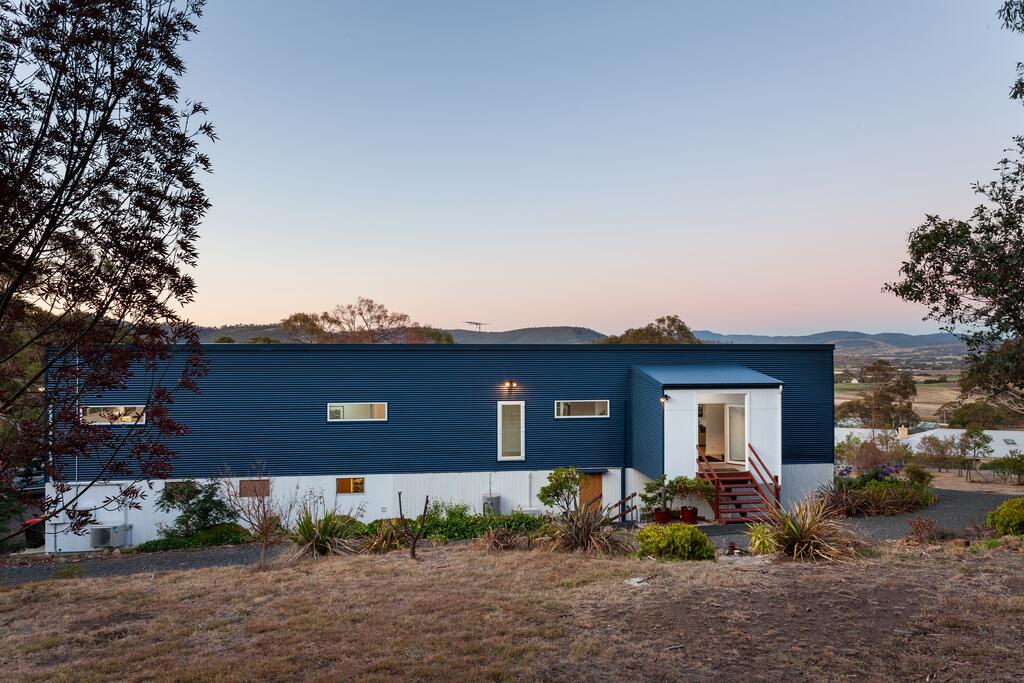  Accommodation Main Beach