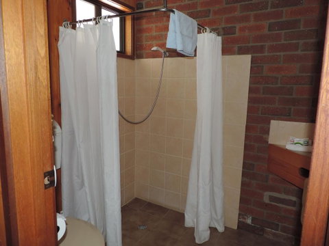 Tooleybuc Country Roads Motor Inn - Accommodation Main Beach 2