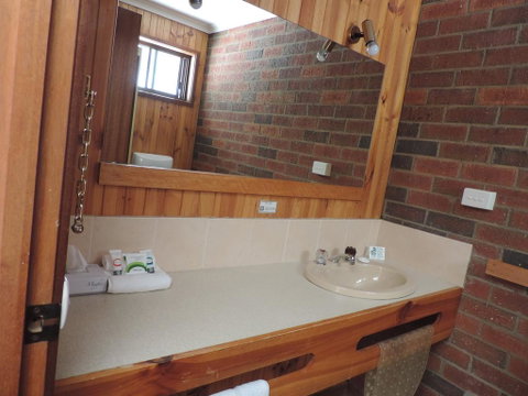 Tooleybuc Country Roads Motor Inn - Accommodation Main Beach 1