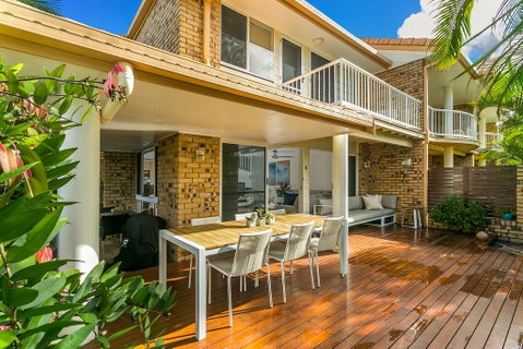 Tradewinds 4 - Accommodation Main Beach 3