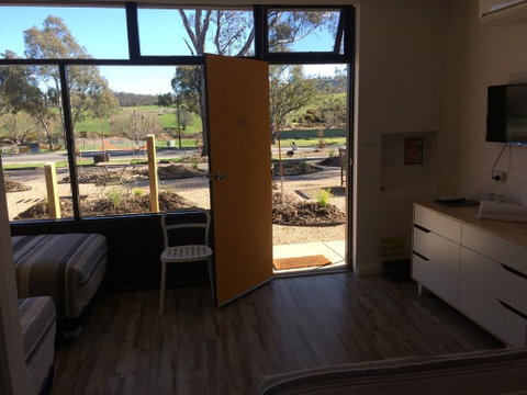 Tread Harcourt - Accommodation Main Beach 1