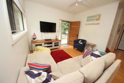 Trial Bay Eco Lodge 1 Osprey - Accommodation Main Beach 1
