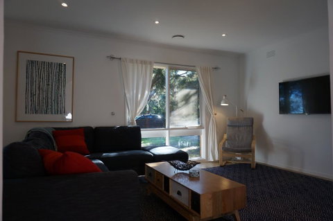 Tussock Sands - Accommodation Main Beach 1