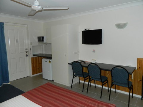 Twin Towns Motel - Accommodation Main Beach 2