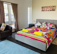 Two Dams Estate - Retreat  Relax - Accommodation Main Beach