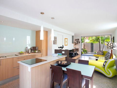 U3/27 Noosa Parade, Noosa Sound - Accommodation Main Beach 3