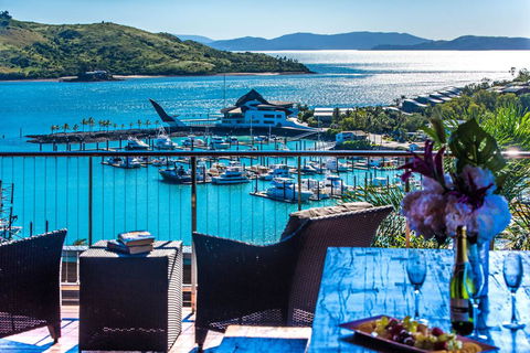 Uisce Luxury Holiday House With Jacuzzi Pool Table Cinema Premium Foxtel And Two Buggies - Accommodation Main Beach 1