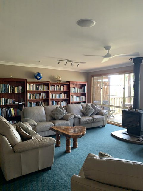 Ulladulla Guest House - Accommodation Main Beach 2