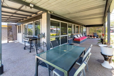 Unique Getaway 300m To Bribie Foreshore, Bongaree - Accommodation Main Beach 1