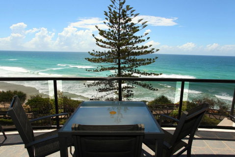 Unit 10, Phoenix Apartments, 1736 David Low Way, Coolum Beach - Accommodation Main Beach 1