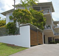 Unit 2 Sea Breeze Villas- 39 First Avenue Coolum - WIFI 400 Bond - Accommodation Main Beach