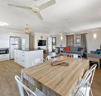 Upstairs and Downstairs - 81 Denman Camp Rd - Accommodation Main Beach