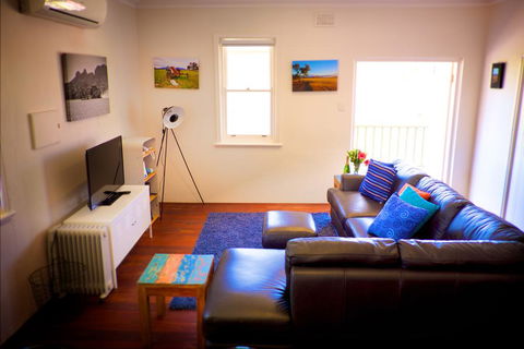 UrbanStyle Claremont Apartment - Accommodation Main Beach 2
