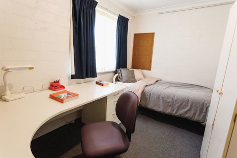 Vickery House 8 Bedroom Flat - Accommodation Main Beach 1