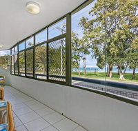 Views Pool Air Conditioning - Karoonda Sands Welsby Pde Bongaree - Accommodation Main Beach