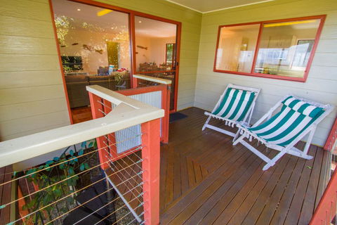 Villa 1770 - Accommodation Main Beach 0
