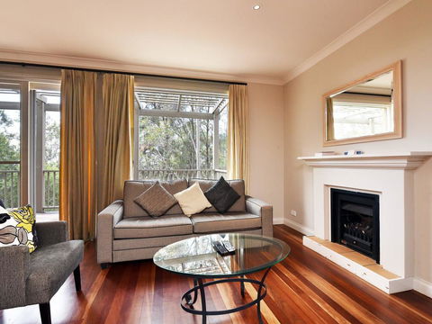 Villa 2br Nebbiolo Resort Condo Located Within Cypress Lakes Resort (nothing Is More Central) - Accommodation Main Beach 0
