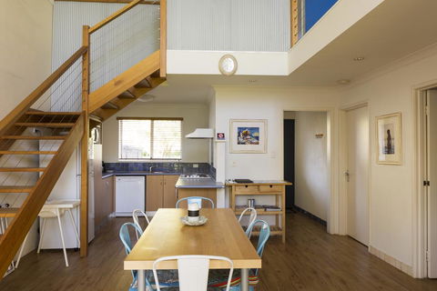 Villa 5 Whitesands - Accommodation Main Beach 1