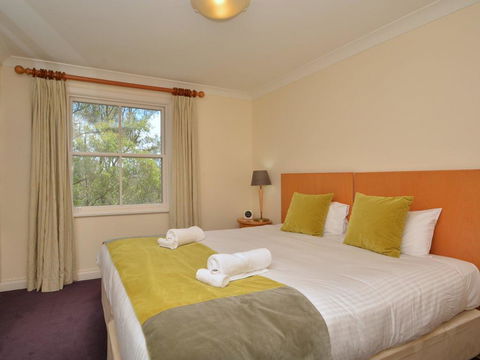 Villa Executive 2br Barbera Resort Condo Located Within Cypress Lakes Resort (nothing Is More Central) - Accommodation Main Beach 2