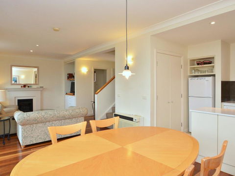 Villa Executive 2br Rose Resort Condo Located Within Cypress Lakes Resort (nothing Is More Central) - Accommodation Main Beach 3
