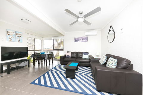 Villa Forster - 1/14-16 Robert Street, Forster - Accommodation Main Beach 1