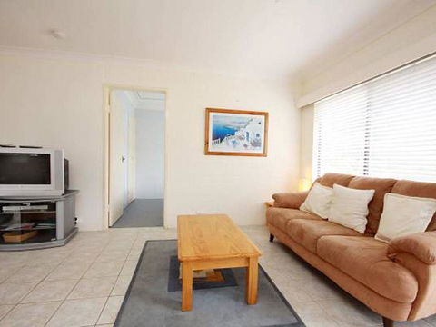 Villa Manyana Unit 25 - Accommodation Main Beach 3