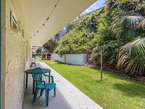 Villa Manyana Unit 28 - Accommodation Main Beach 2