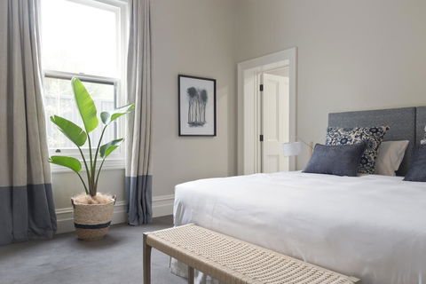 Villa Maria Barossa Luxury Guesthouse - Accommodation Main Beach 1