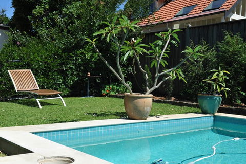 Villa Nirvana - Accommodation Main Beach 2