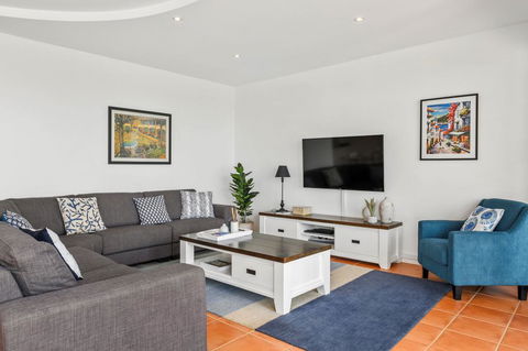 Villa Provence Coffs Harbour - Accommodation Main Beach 2
