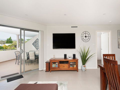 Villa Serene @ Fingal Bay - Accommodation Main Beach 0