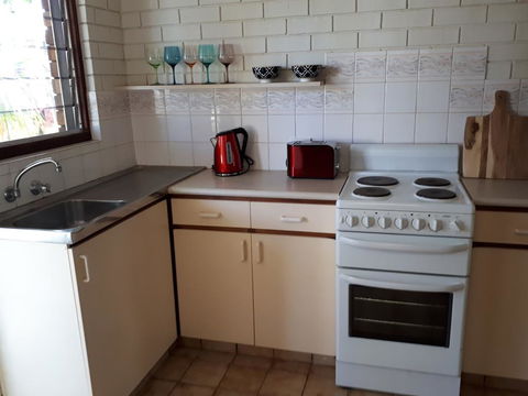 Villa Seven - Accommodation Main Beach 3