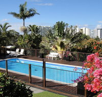 Villa with Views  Pool - Accommodation Main Beach
