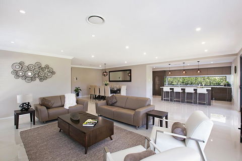 Vin De Vie - Accommodation Main Beach 1