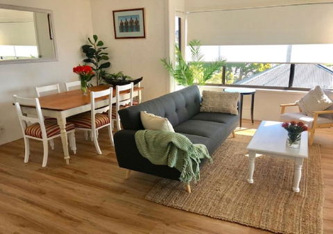 Vista Marina Penthouse #6 - Accommodation Main Beach 3
