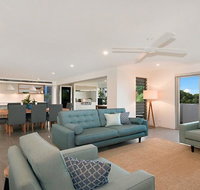 VistaLennox - WiFi and A/C - Accommodation Main Beach
