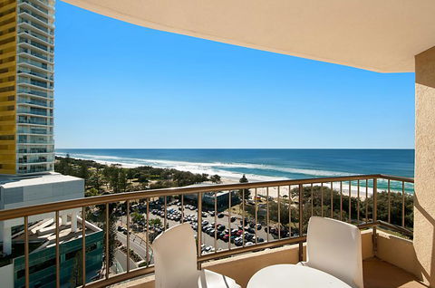 Voyager Resort - Accommodation Main Beach 3