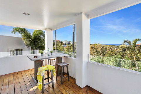 Voyagers Vista - Accommodation Main Beach 1