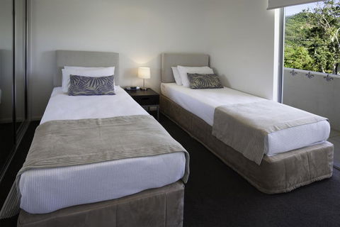 Vue Apartments Trinity Beach - Accommodation Main Beach 1