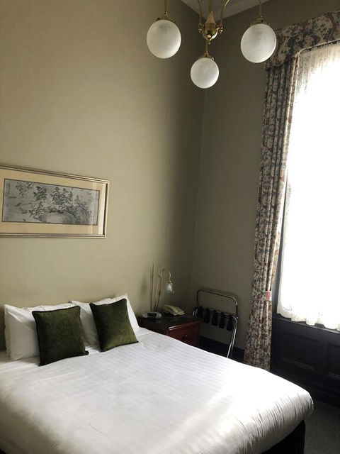 Vue Grand Hotel - Accommodation Main Beach 3