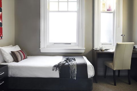 Vulcan Hotel Sydney - Accommodation Main Beach 2