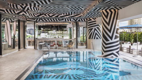 W Brisbane - Accommodation Main Beach 1