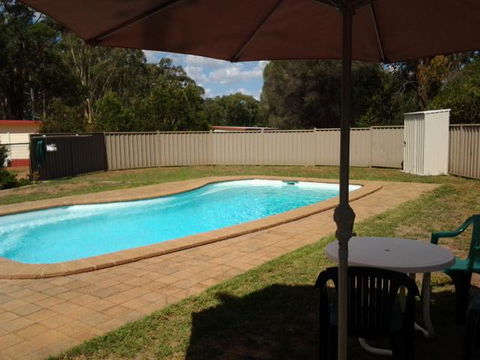 Wagon Wheel Motel & Units - Accommodation Main Beach 0