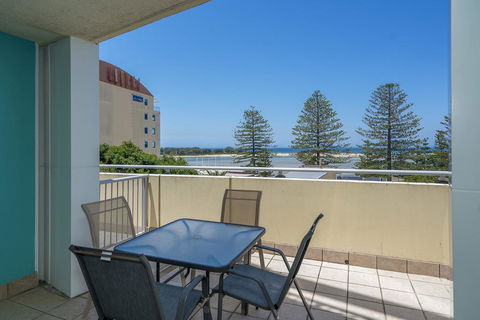 Waldorf, Unit 409 - The Entrance, NSW - Accommodation Main Beach 0