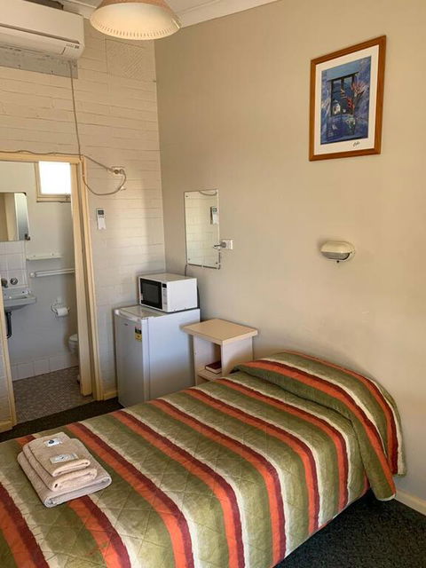 Walgett Motel - Accommodation Main Beach 1