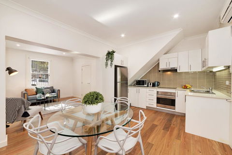 Walk To The City, Fish Market, Darling Harbour - Accommodation Main Beach 0