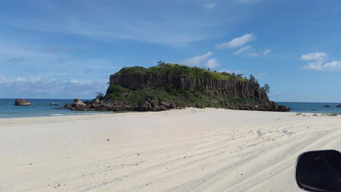 Walkabout Lodge - Accommodation Main Beach 1