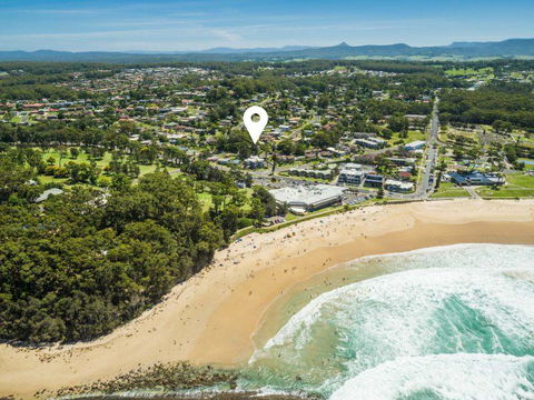 Wallace Street 18 - Linen Included Walk To Beach And Golf Club - Accommodation Main Beach 0