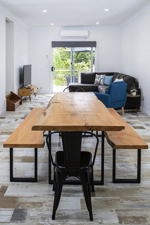 Warburton Digs - Accommodation Main Beach 3