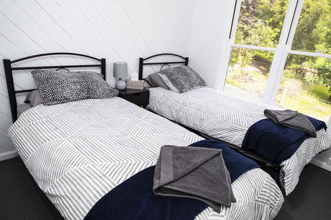 Warburton Digs - Accommodation Main Beach 2